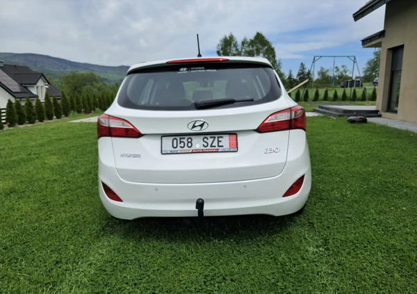 Hyundai I30 cena 36000 przebieg: 187800, rok produkcji 2015 z Ścinawa małe 121